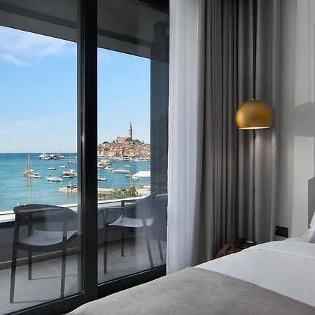 Hotel Delfin Rovinj Exteriör bild